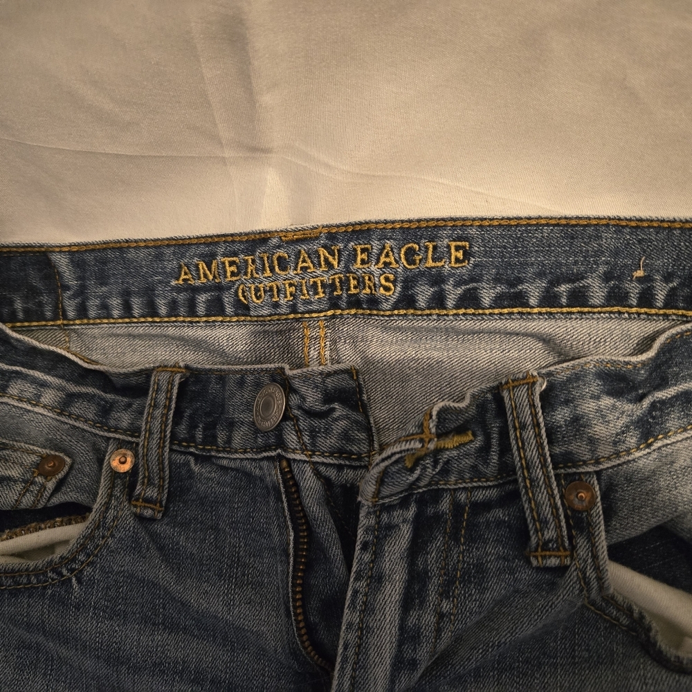 Men's Blue Jeans - Picture 3 of 5